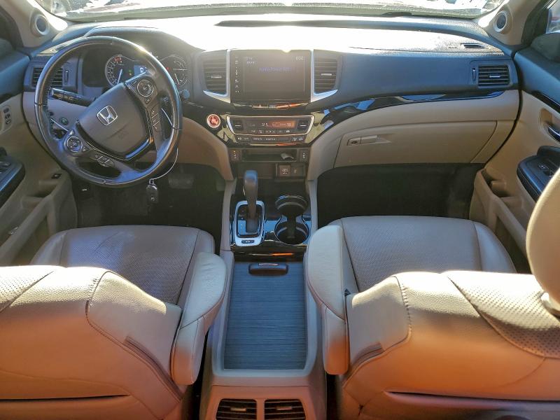 Photo 8 from auction – 2019 HONDA RIDGELINE with VIN 5FPYK3F73KB008091