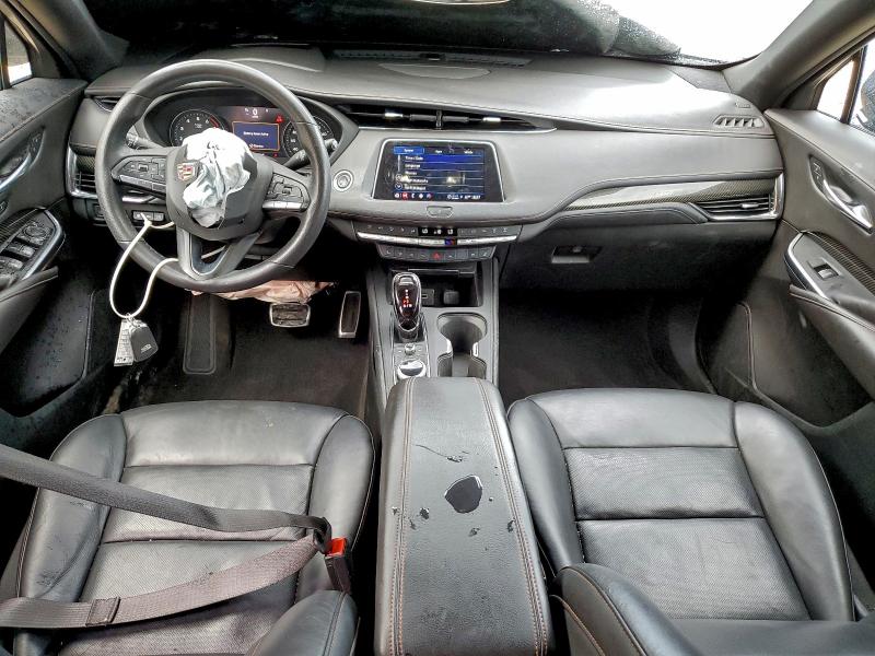 Photo 8 from auction – 2023 CADILLAC XT4 SPORT with VIN 1GYFZER49PF101610