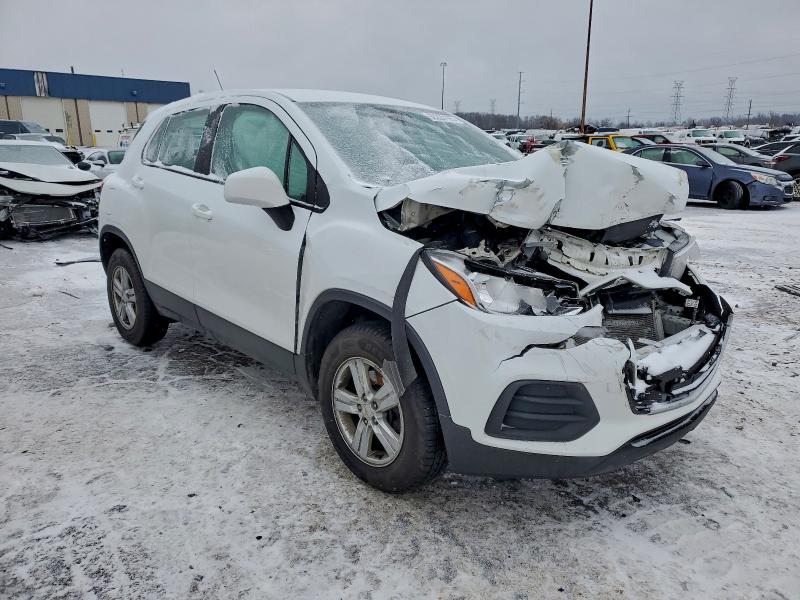 Photo 4 from auction – 2017 CHEVROLET TRAX LS with VIN KL7CJNSBXHB141208