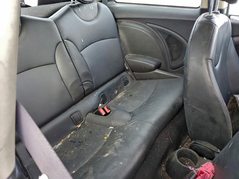 Photo 10 from auction – 2011 MINI COOPER with VIN WMWSU3C5XBT091573