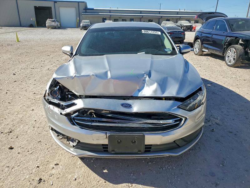 Photo 5 from auction – 2018 FORD FUSION SE with VIN 3FA6P0HD1JR228447