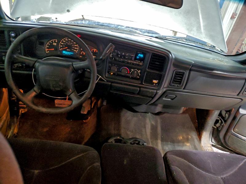 Photo 8 from auction – 2001 GMC NEW SIERRA with VIN 2GTEK19T811346063