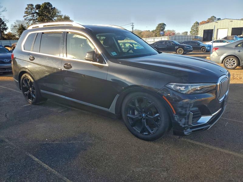 Photo 4 from auction – 2021 BMW X7 with VIN 5UXCW2C05M9F77788