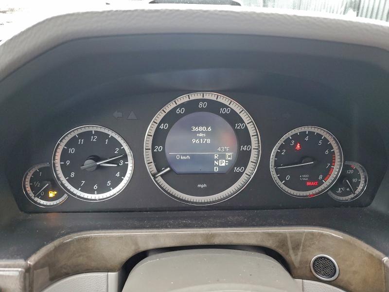 Foto 9 de la subasta – 2010 MERCEDES-BENZ E 350 4MAT con VIN WDDHF8HB2AA191606
