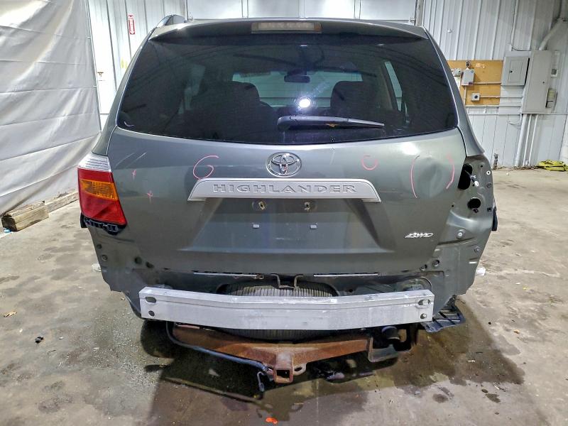 Photo 6 from auction – 2010 TOYOTA HIGHLANDER with VIN 5TDBK3EH4AS022181