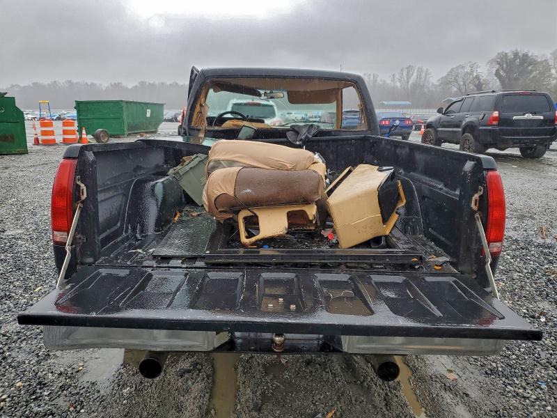 Photo 6 from auction – 1988 GMC GMT-400 C1 with VIN 1GTDC14H4JZ544044