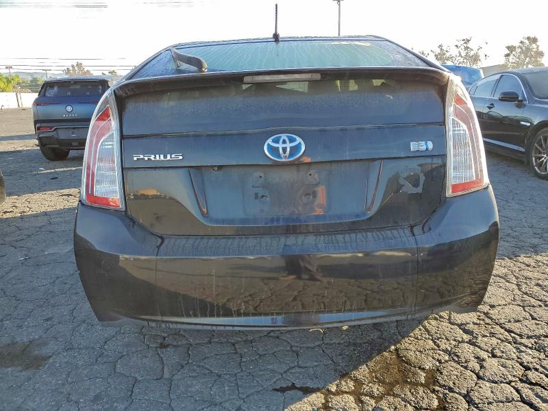 Photo 6 from auction – 2015 TOYOTA PRIUS with VIN JTDKN3DU0F0436896