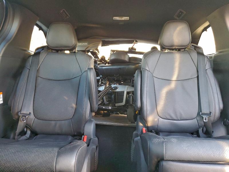 Photo 10 from auction – 2025 TOYOTA SIENNA LIM with VIN 5TDERKEC2SS263214