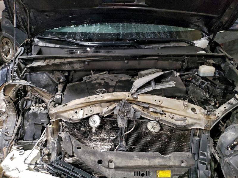 Снимка 12 от търг – 2017 TOYOTA HIGHLANDER с VIN 5TDDZRFH7HS399264