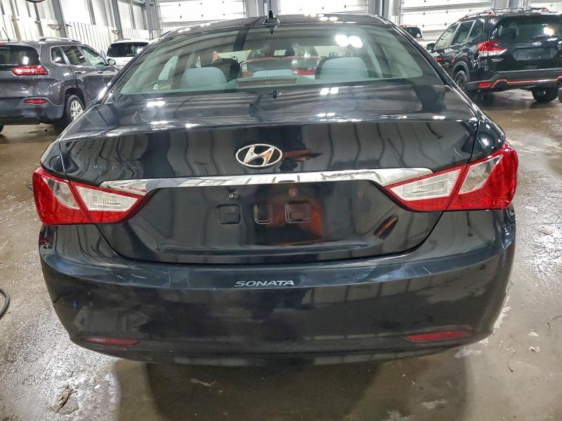 Photo 6 from auction – 2013 HYUNDAI SONATA GLS with VIN 5NPEB4AC5DH568575