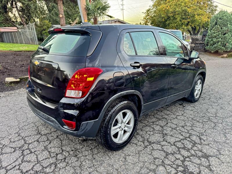 Photo 4 from auction – 2020 CHEVROLET TRAX LS with VIN 3GNCJKSB5LL224920