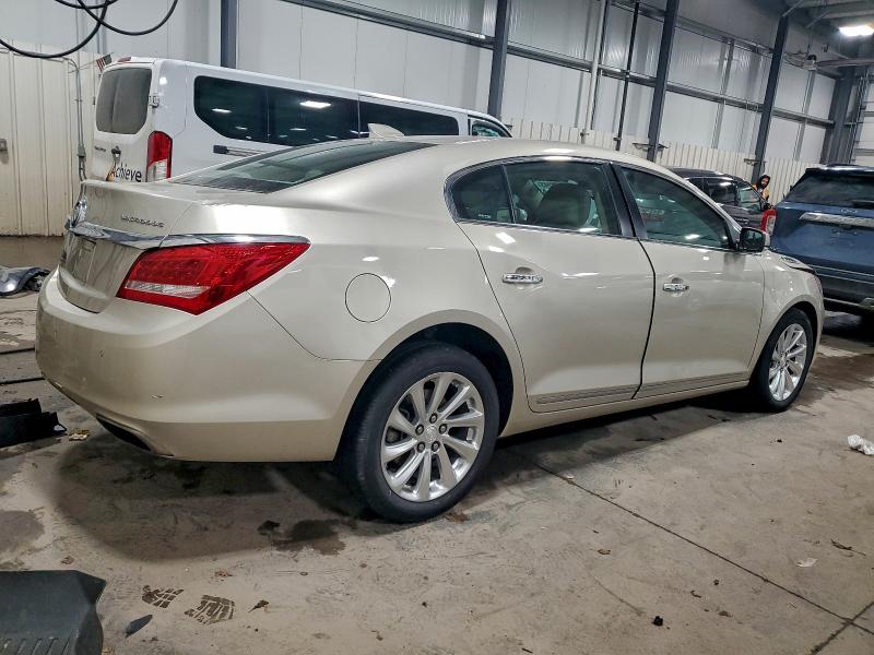 Photo 3 from auction – 2016 BUICK LACROSSE with VIN 1G4GB5G37GF100234