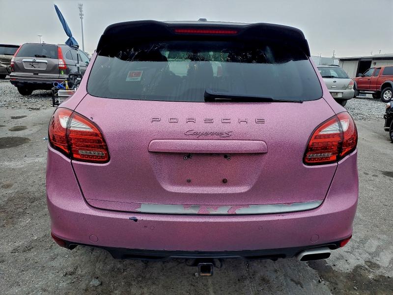 Photo 6 from auction – 2011 PORSCHE CAYENNE S with VIN WP1AB2A21BLA43658