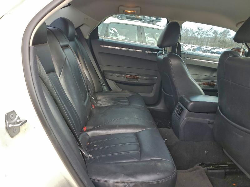 Photo 10 from auction – 2010 CHRYSLER 300C with VIN 2C3CA6CT4AH140153