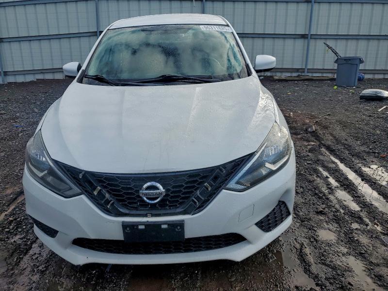 Photo 5 from auction – 2016 NISSAN SENTRA S with VIN 3N1AB7AP0GL640972
