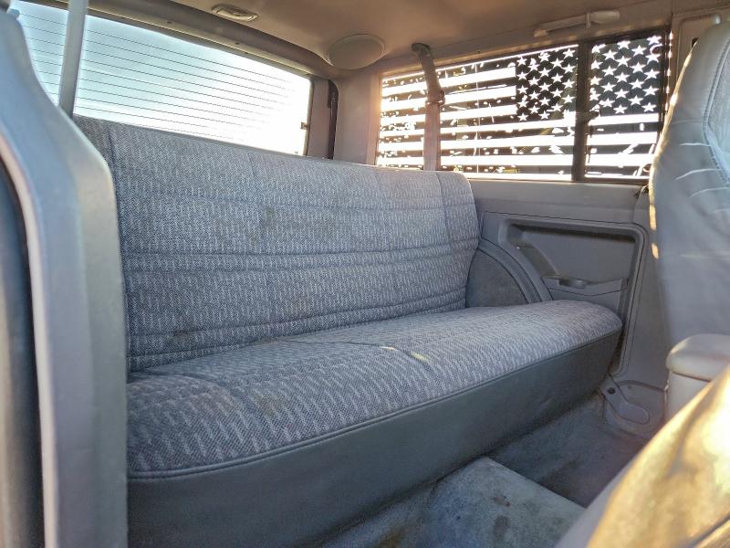 Photo 11 from auction – 1998 JEEP CHEROKEE S with VIN 1J4FJ67S8WL132068