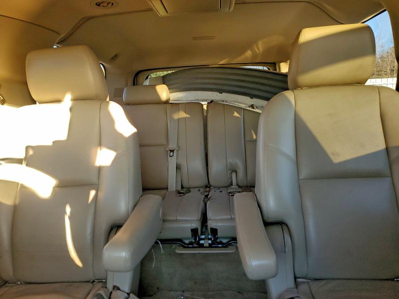 Photo 10 from auction – 2011 CHEVROLET SUBURBAN C with VIN 1GNSCKE00BR378572