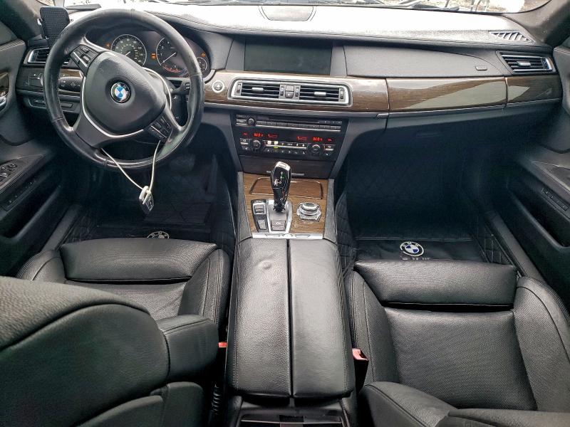 Photo 8 from auction – 2012 BMW 740 LI with VIN WBAKB4C51CC575614