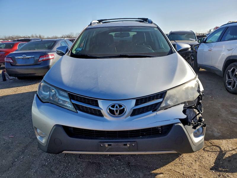 Photo 5 from auction – 2014 TOYOTA RAV4 LIMIT with VIN 2T3DFREV0EW171102