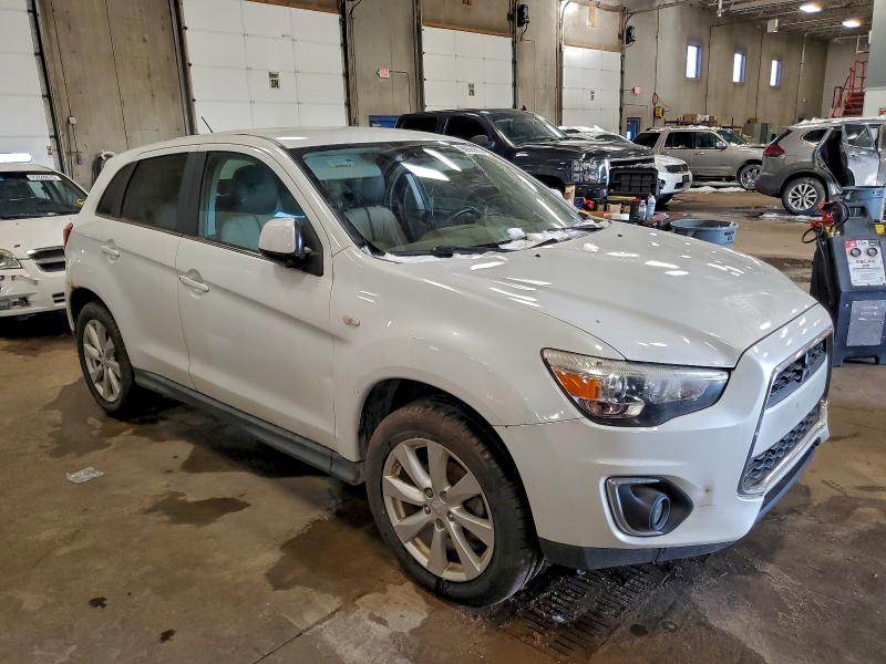Photo 4 from auction – 2014 MITSUBISHI OUTLANDER with VIN 4A4AR4AU2EE023947