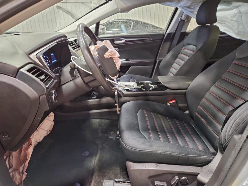 Photo 7 from auction – 2016 FORD FUSION SE with VIN 3FA6P0HD2GR253611