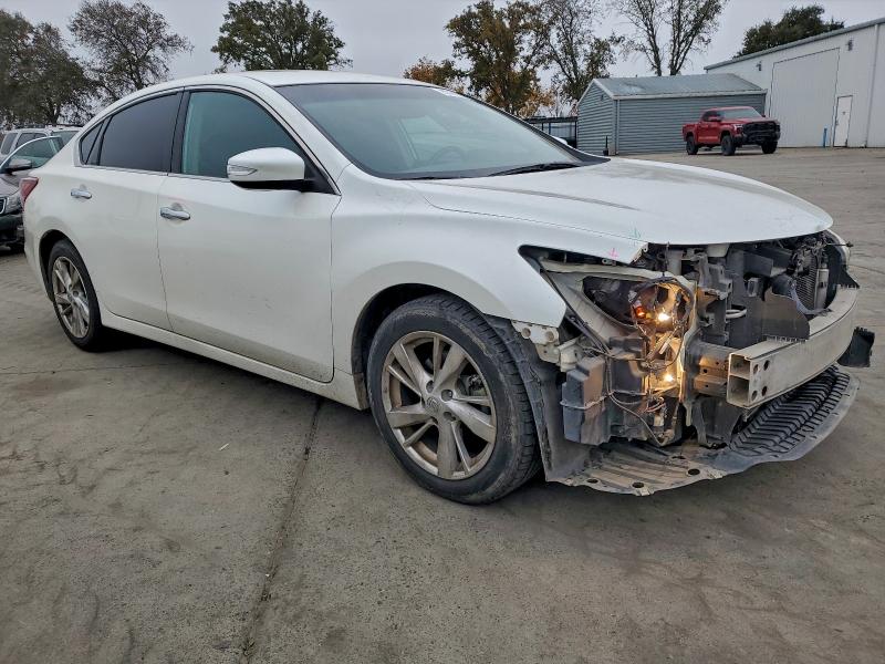 Photo 4 from auction – 2013 NISSAN ALTIMA 2.5 with VIN 1N4AL3AP5DN558630