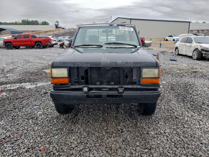 Photo 5 from auction – 1992 FORD RANGER with VIN 1FTCR11T3NTA13994