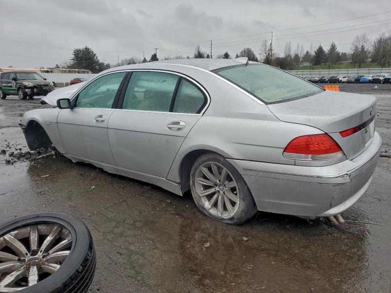 Photo 2 from auction – 2005 BMW 745 LI with VIN WBAGN635X5DS59151