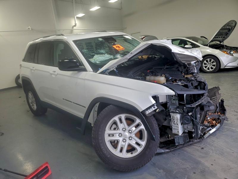 Photo 4 from auction – 2023 JEEP GRAND CHER with VIN 1C4RJHAG2PC674416