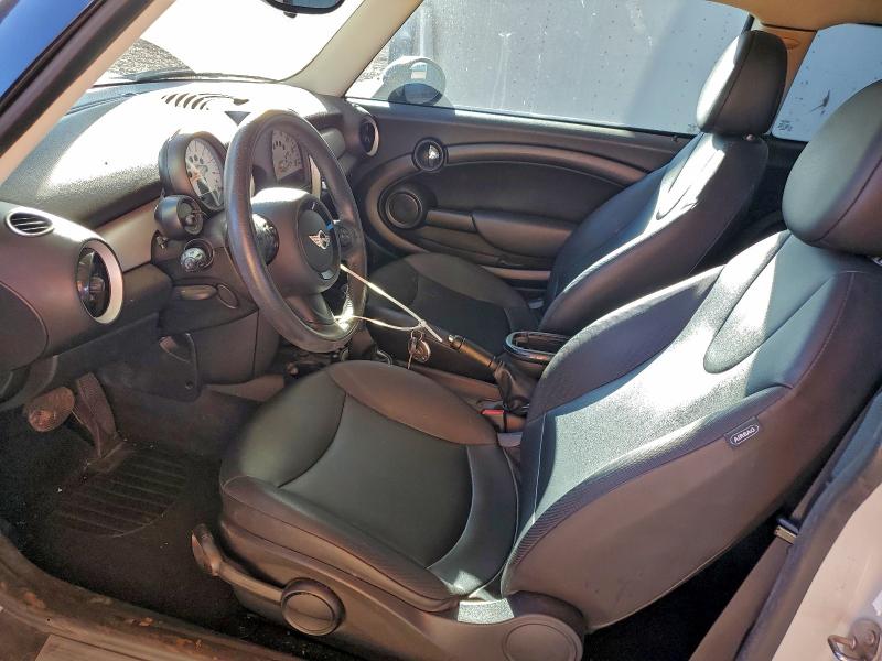 Zdjęcie 7 z aukcji – 2014 MINI COOPER CLU z VIN WMWZF3C59ET492495