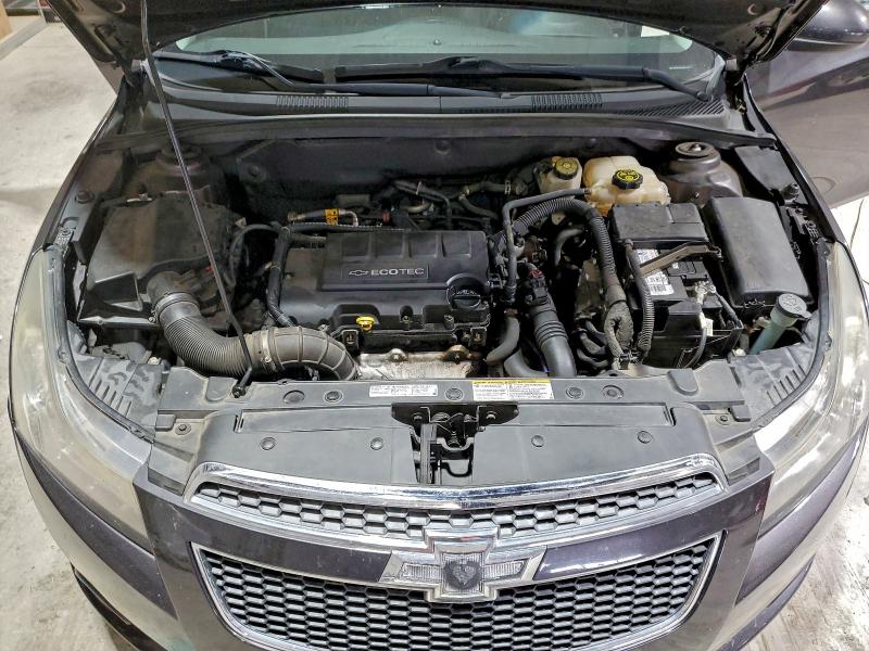 Photo 11 from auction – 2014 CHEVROLET CRUZE with VIN 1G1PC5SBXE7465023