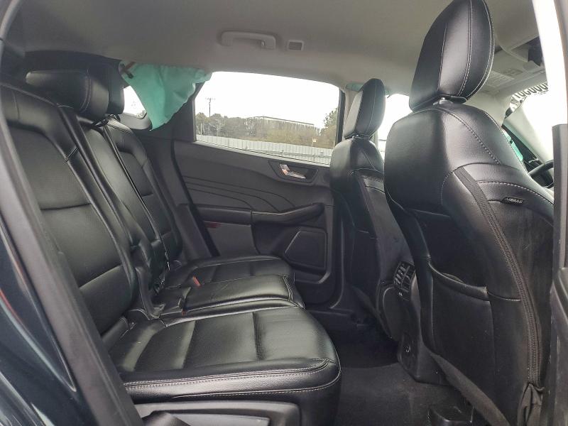 Photo 10 from auction – 2022 FORD ESCAPE SEL with VIN 1FMCU0H69NUB72789