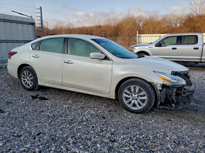 Photo 4 from auction – 2013 NISSAN ALTIMA 2.5 with VIN 1N4AL3AP1DC916902