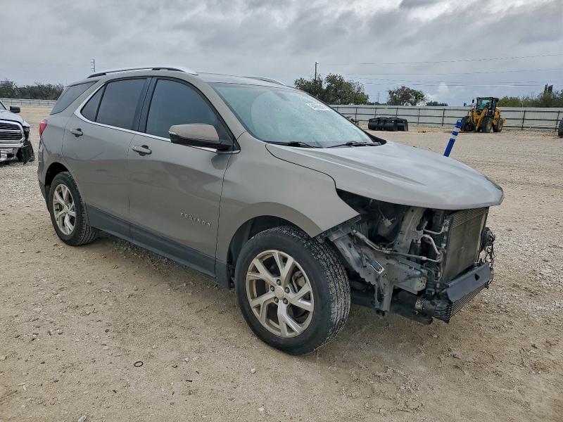 Photo 4 from auction – 2018 CHEVROLET EQUINOX LT with VIN 3GNAXKEX9JS637875