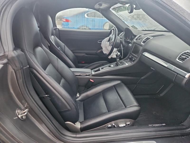 Photo 10 from auction – 2015 PORSCHE BOXSTER with VIN WP0CA2A8XFS120850