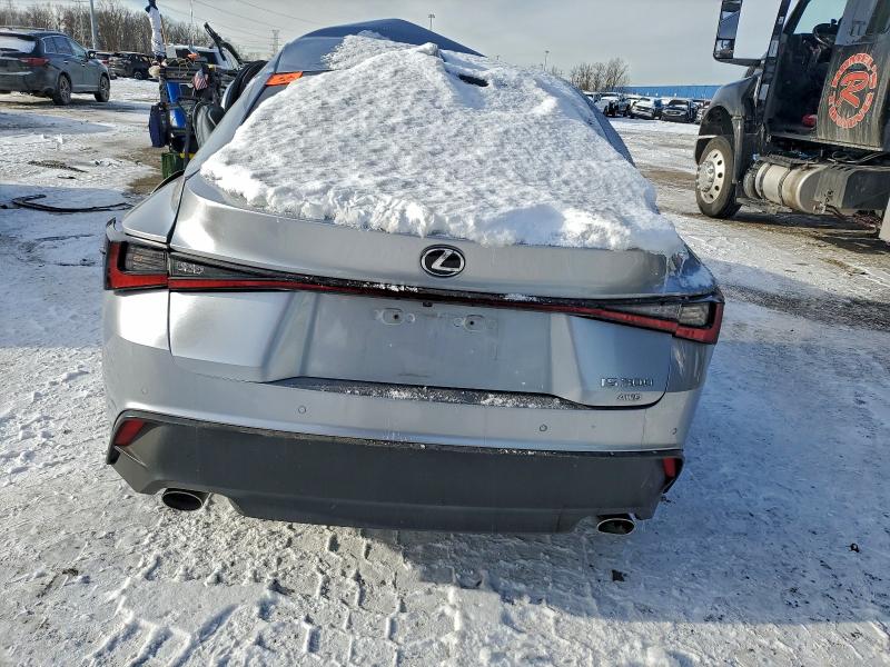 Photo 6 from auction – 2021 LEXUS IS with VIN JTHC81F26M5044659