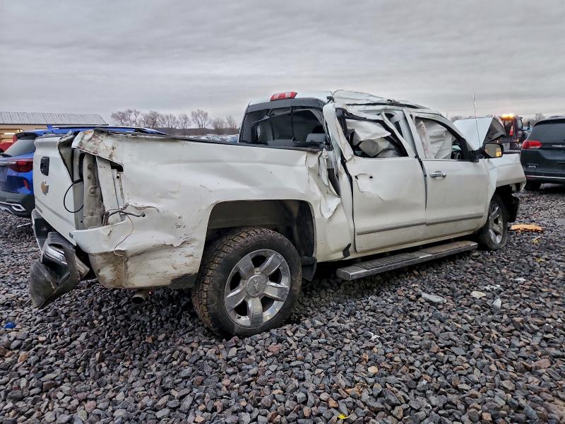 Photo 3 from auction – 2018 CHEVROLET SILVERADO with VIN 3GCUKSEC2JG377372