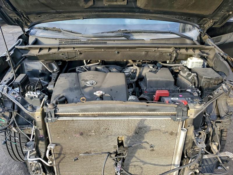 Foto 12 de la subasta – 2018 TOYOTA HIGHLANDER con VIN 5TDJZRFH9JS545284