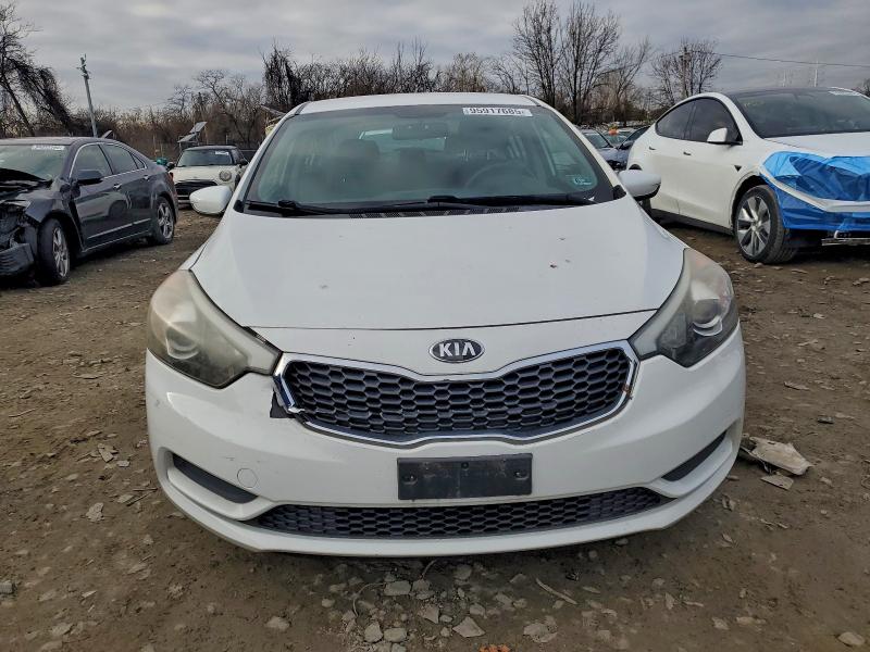 Photo 5 from auction – 2016 KIA FORTE LX with VIN KNAFK4A67G5573096