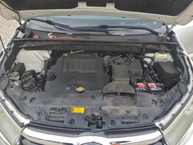 Photo 12 from auction – 2015 TOYOTA HIGHLANDER with VIN 5TDDKRFHXFS183605
