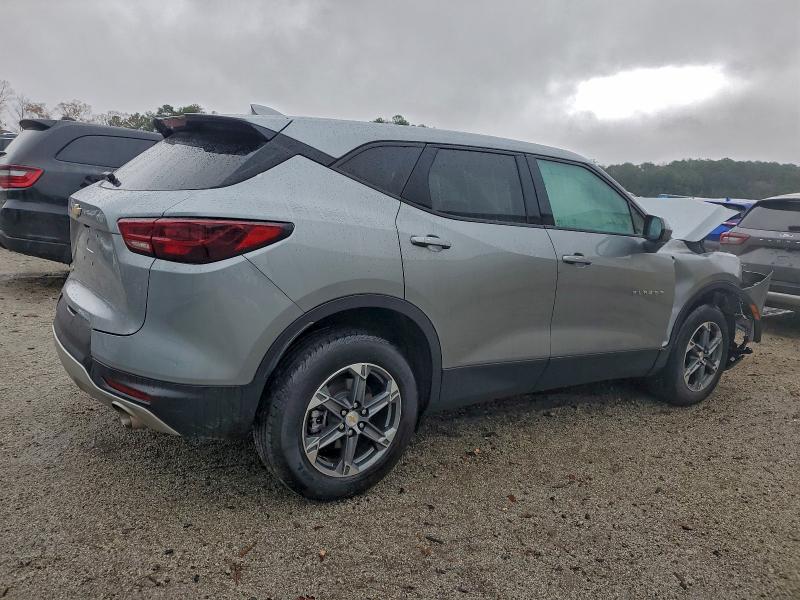 Photo 3 from auction – 2025 CHEVROLET BLAZER 2LT with VIN 3GNKBCR40SS173952