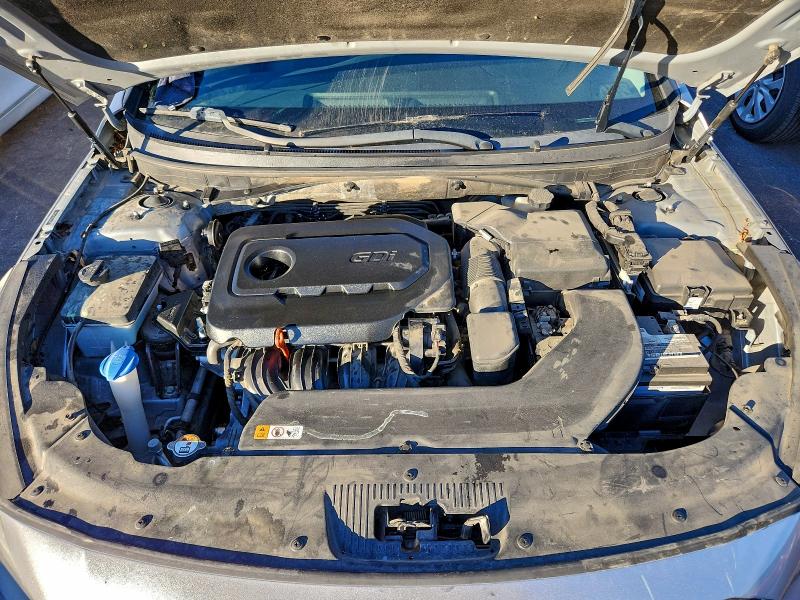 Photo 11 from auction – 2015 HYUNDAI SONATA SPO with VIN 5NPE34AF4FH219014