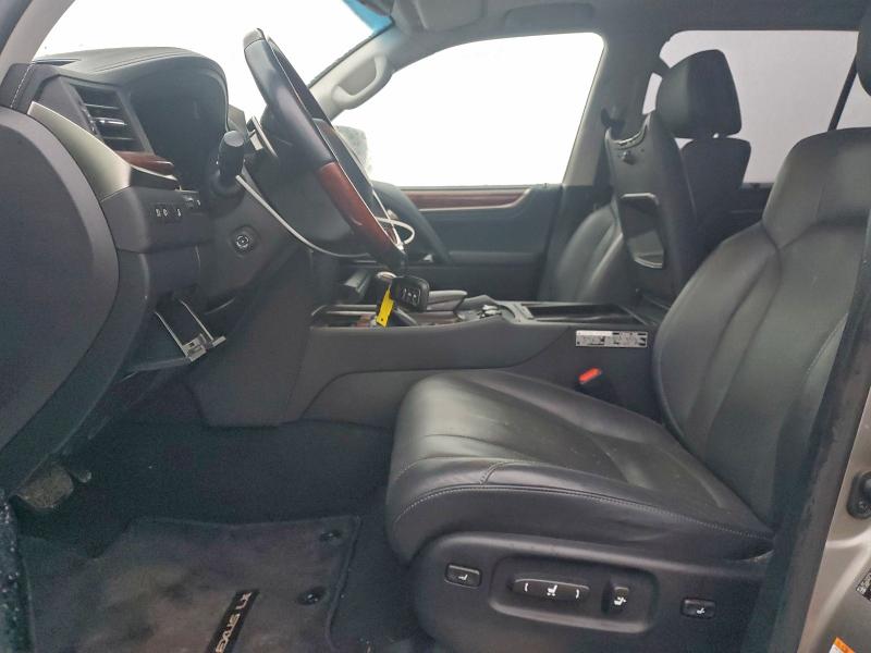 Photo 7 from auction – 2019 LEXUS LX 570 with VIN JTJHY7AX2K4288967