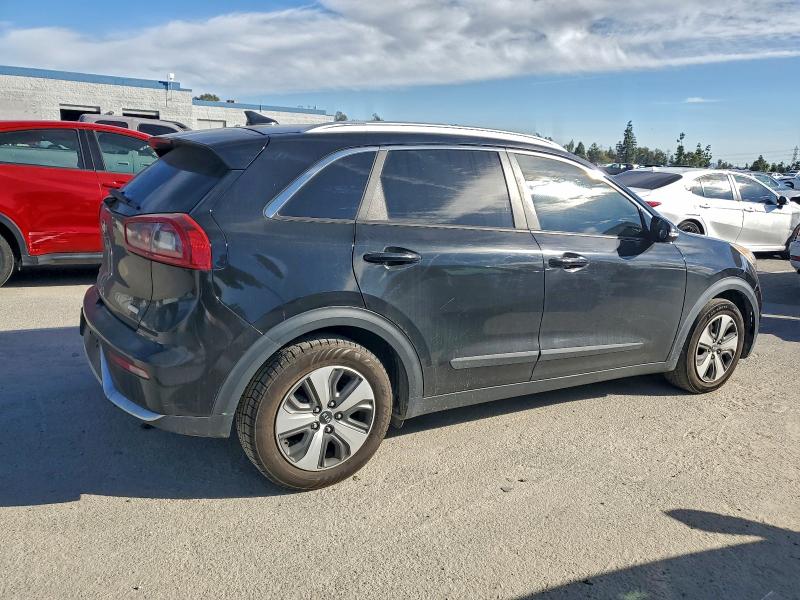 Photo 3 from auction – 2017 KIA NIRO with VIN KNDCC3LC8H5057606