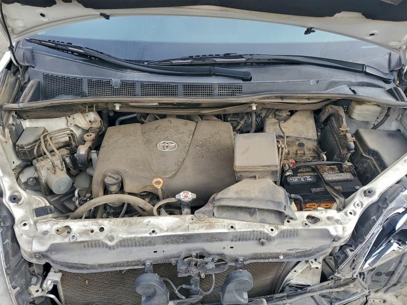 Photo 12 from auction – 2017 TOYOTA SIENNA XLE with VIN 5TDYZ3DC8HS800214