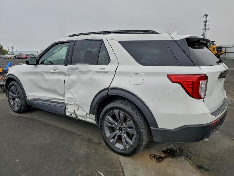 Photo 2 from auction – 2022 FORD EXPLORER X with VIN 1FMSK7DH1NGC28160