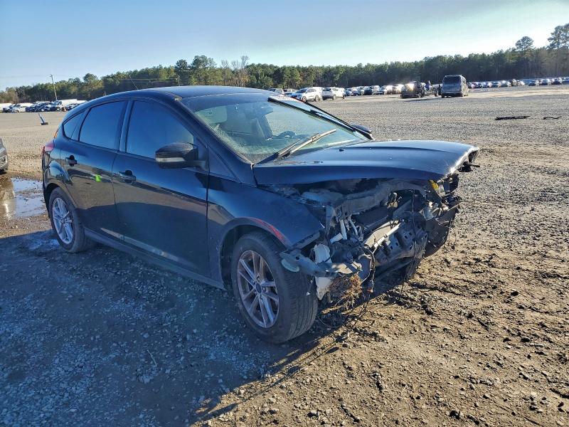 Photo 4 from auction – 2017 FORD FOCUS SE with VIN 1FADP3K28HL326965