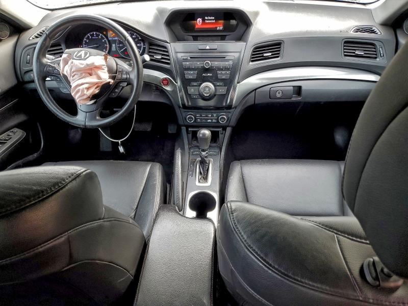 Photo 8 from auction – 2016 ACURA ILX BASE W with VIN 19UDE2F30GA005351