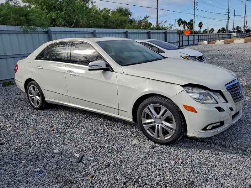 Photo 4 from auction – 2010 MERCEDES-BENZ E 350 with VIN WDDHF5GB1AA204703