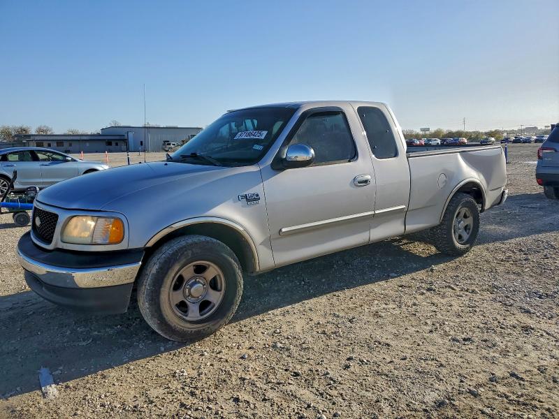 FORD F150 2002 with VIN 1FTRX17W02NA93238 - Photo from auction